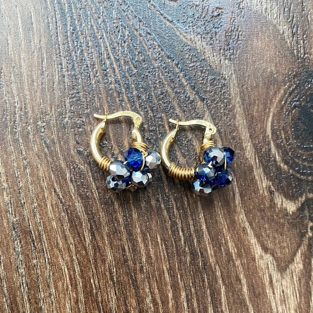 🩵 3 for $15 🩵 Small Blue Flower Earrings
